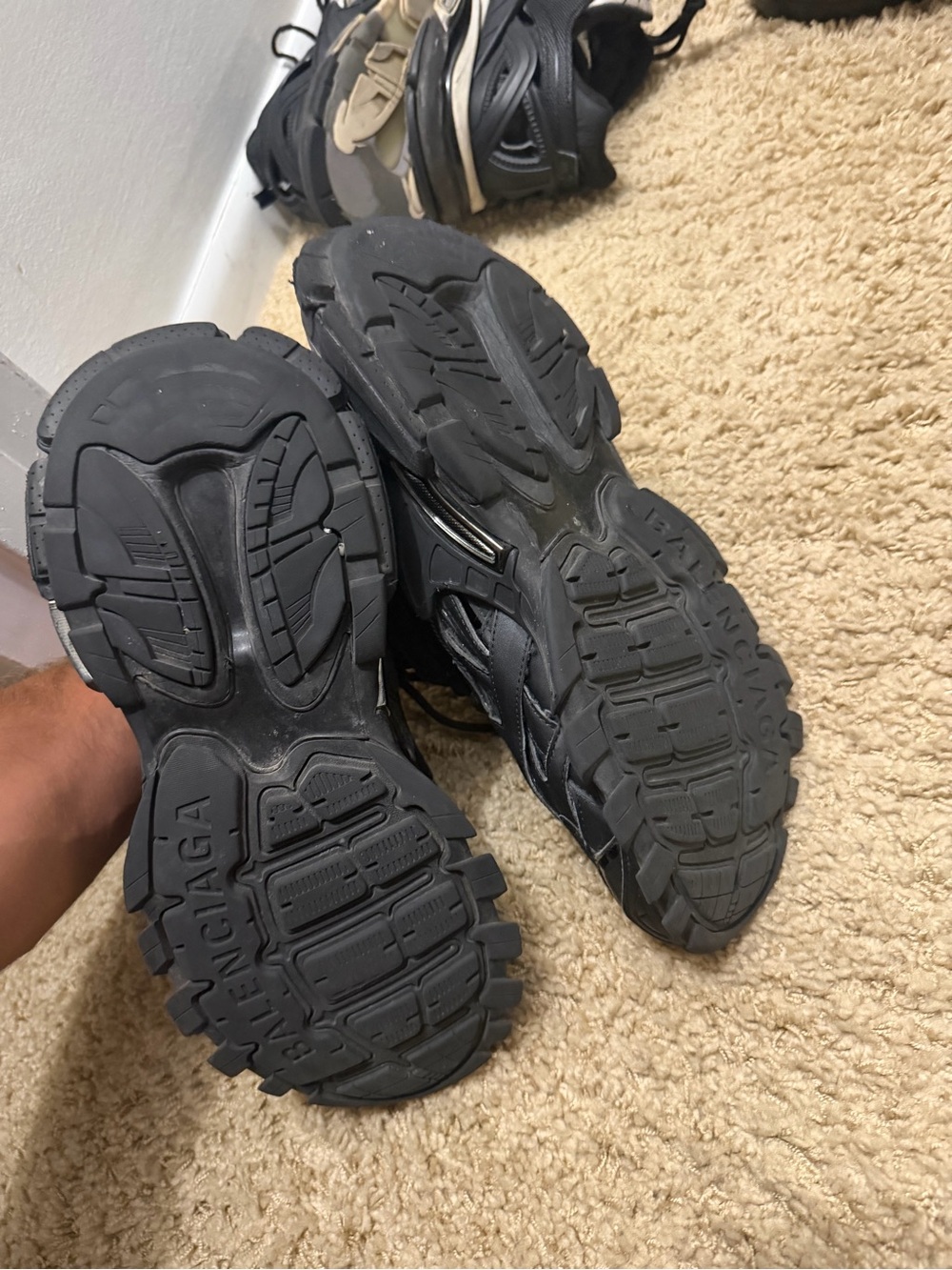 Balenciaga Men's Black Trail Runner Sneakers - Picture 8 of 8